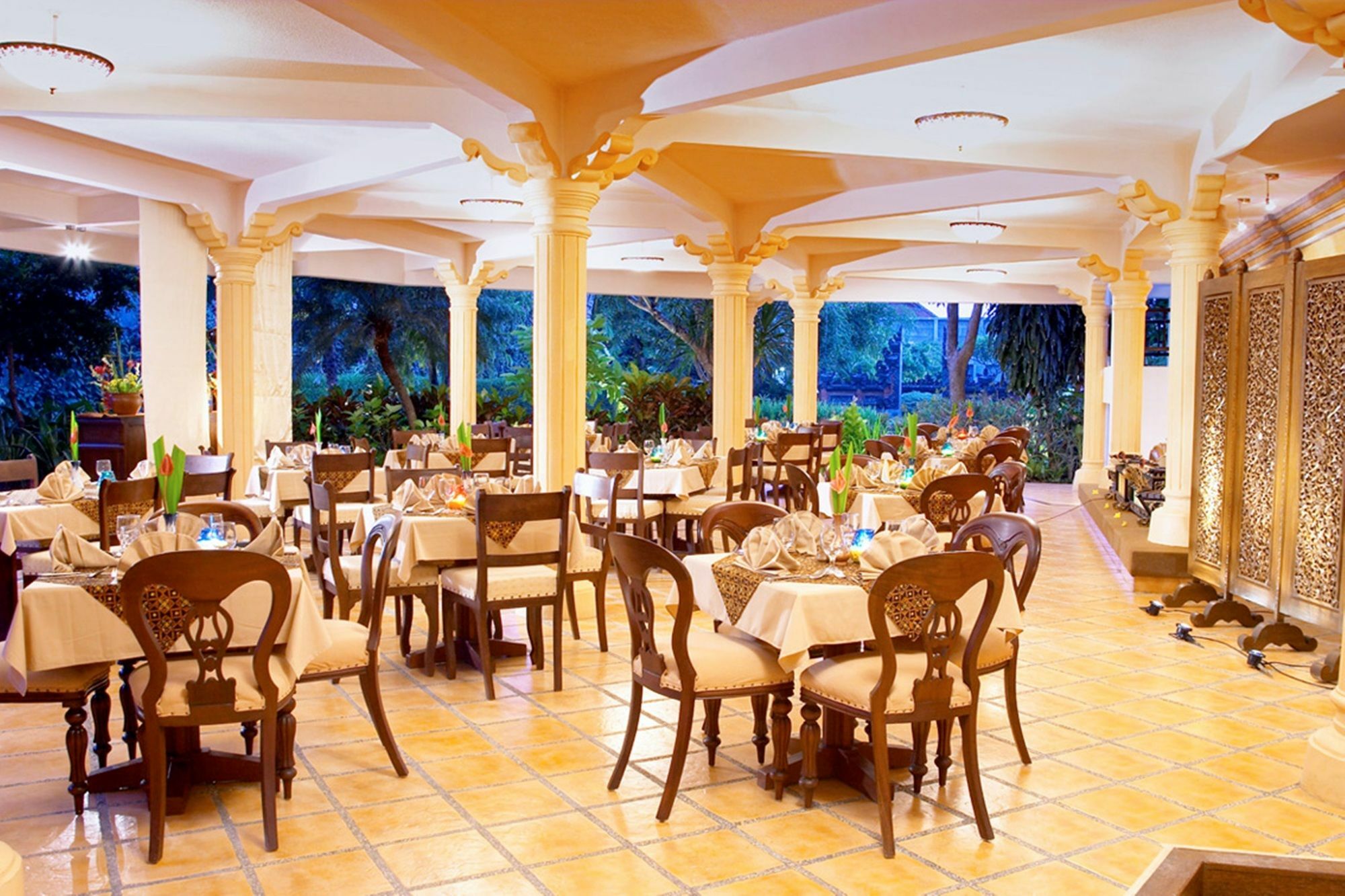 The Cakra Denpasar (Bali)