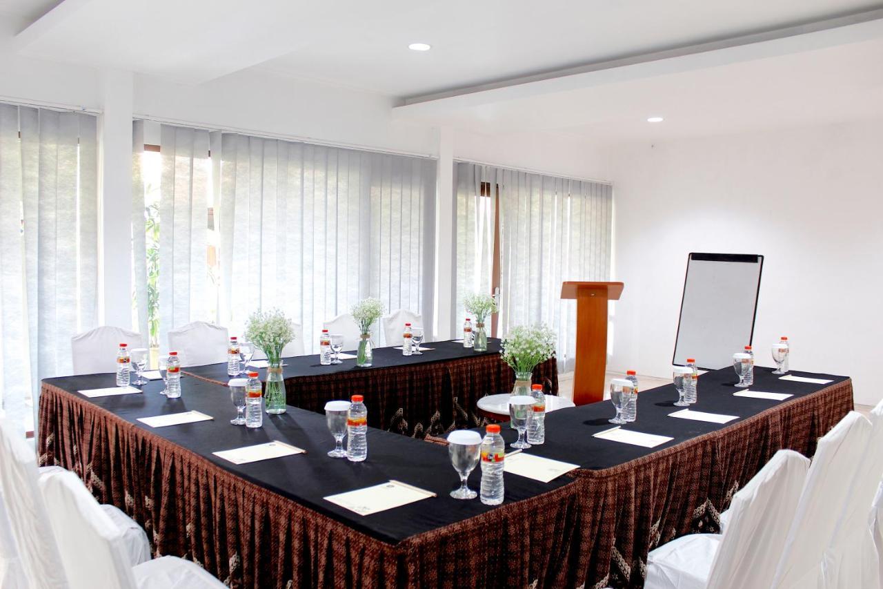 The Cakra 4* Denpasar